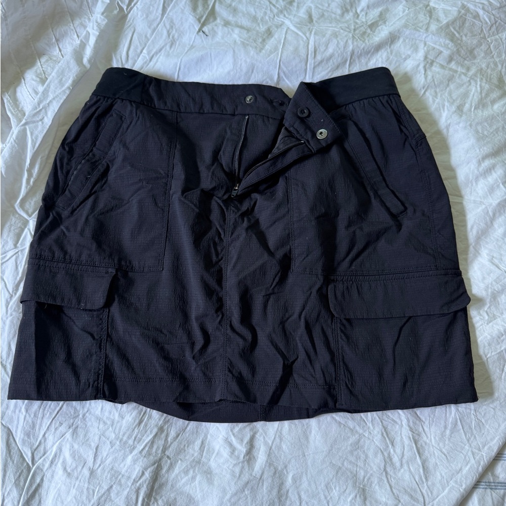 Athleta Black A-Line Cargo Skort